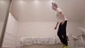 Всем привет это тутор по прыжку квадробики))