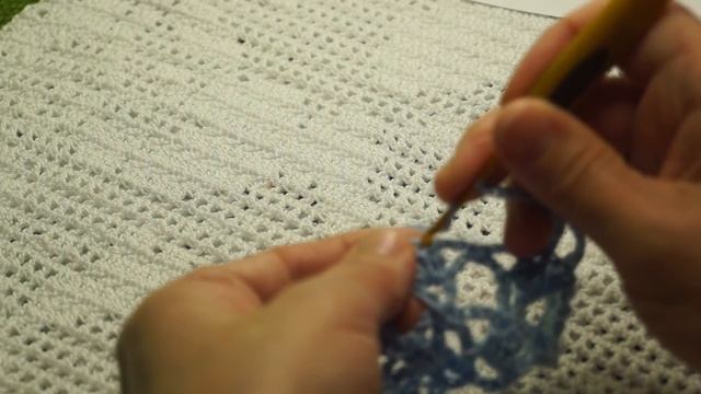 Голубая круглая шаль вязание крючком,crochet Shawl  (шаль№123)