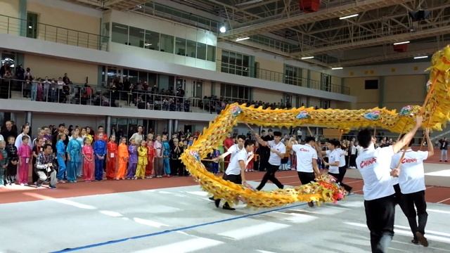 Dragon dance wushu kungfu Танец дракона ушу кунгфу wudeschool