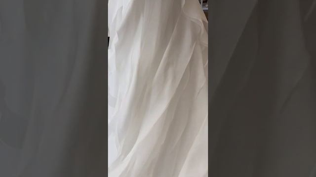 All in the Detail: Vera wang wedding dresses Yvette