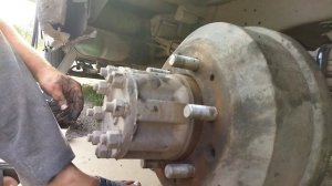 как поменять тормозной цилиндр на Газели 2705.