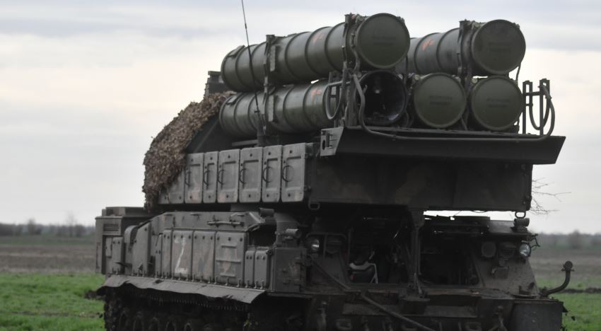 Средства ПВО России сбили украинский вертолет Ми-8 в Херсонской области