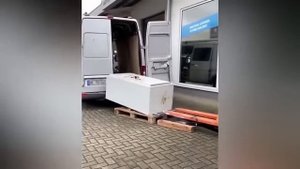 Приколы на Работе 2021 - Полные Идиоты на Работе - часть 1