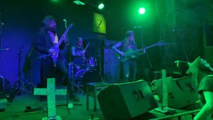 Обоссаный мутант - маленький Сережа