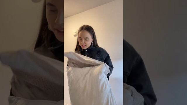 Быстро Одела Пододеяльник На Одеяло?Как Быстро Надеть Пододеяльник Если Дырка Сбоку ?! #пододеяльни смотреть онлайн