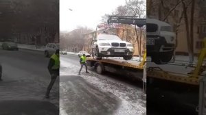 Рабочие будни эвакуатор манипулятора