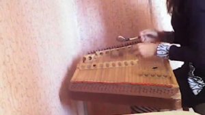 Игра на цымбалах)