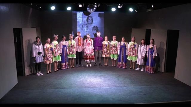 А река течет смотреть онлайн