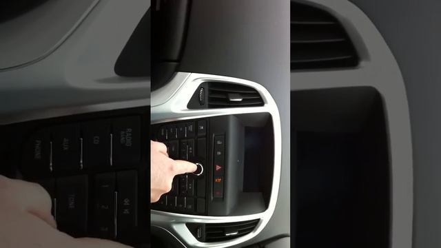 astra j radio /  display intermittent power