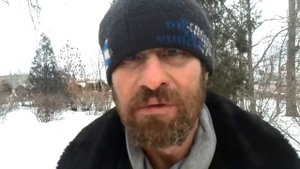 Бомж поздравляет меня с днем рождения