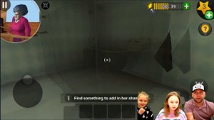 Пранкуем Злую Училку Мисс Ти в ванной! И проходим другие уровни в игре Scary Teacher 3D.