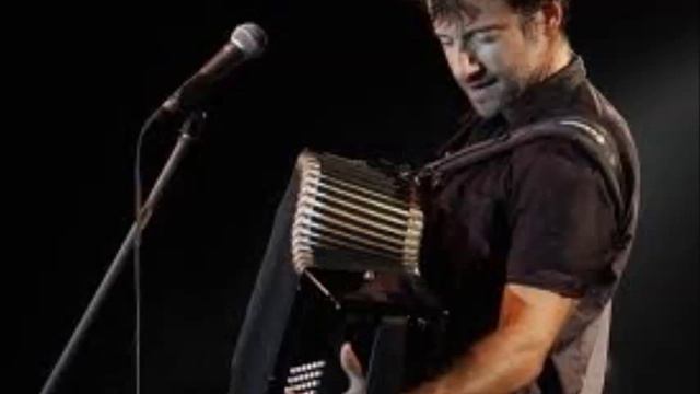 maraveyas arkei na eimaste mazi 103 bpm смотреть онлайн