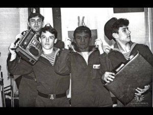 Парень с гитарой