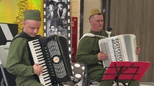 "Ах, эти тучи в голубом" - Тундр-Дуо. Shorts