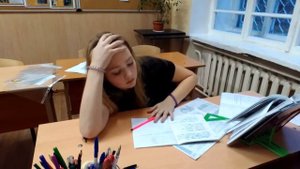 Школа, уроки, дз, делаю уроки