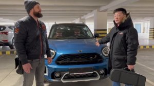 Выдаем MINI Cooper Countryman