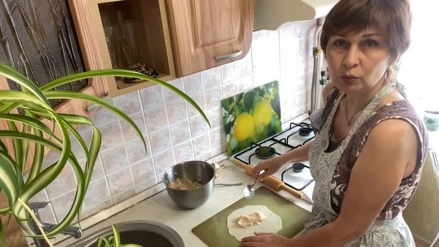 Мои любимые, пузырчатые чебуреки из универсального теста. Не перестаю их готовить.