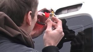 Замена лампочки стоп сигнала Fiat Doblo.