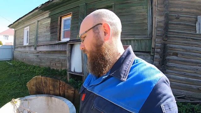 Водоснабжение дома в деревне.