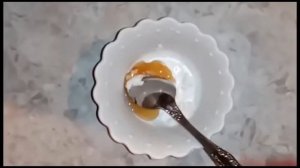 Куёшдан ва тугрукдан сунг тушган доглар учун маска. Масок для кожи лица из аспирина.