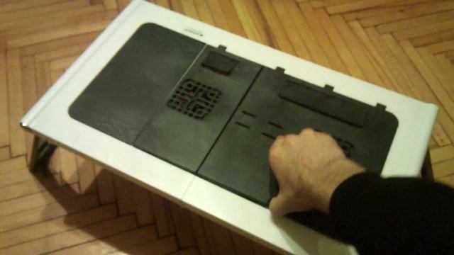 Kromax Satellite 2.0 foldable notebook table (складной столик для ноутбука) смотреть онлайн
