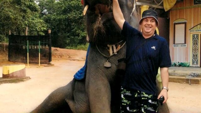 С Днём рождения, Андрей! смотреть онлайн