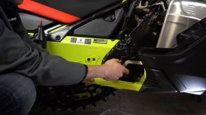 HOW TO : Ski-Doo Changing Your Chain case Oil 900 Ace Turbo