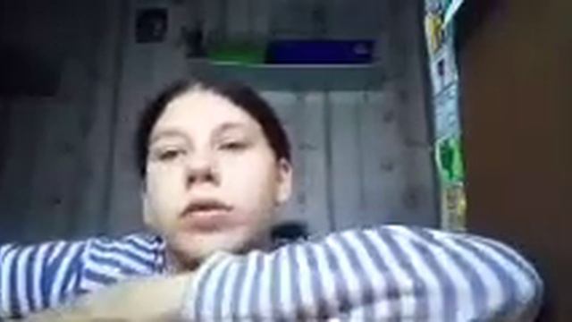 VLOG К нам подъехали электрики . Выдали учебники . Порвала 2 пары колготок . Собираю портфель смотреть онлайн