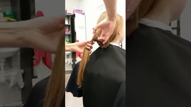 Когда клиентки желают полностью изменить свой стиль! Обрезаем косу-красу...