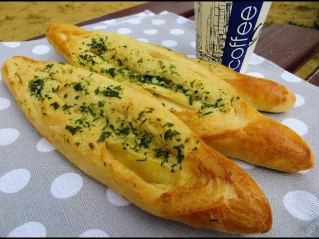 Когда есть время, пеку боснийский чесночный хлеб   вместо пирожков!