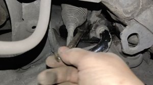 Замена сайлентблоков стабилизатора без ямы на TOYOTA COROLLA FIELDER 161