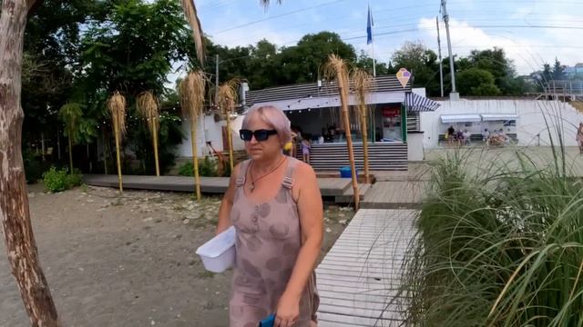 Касабланка -лучший пляж Лазаревского.Цены в кафе,на массаж и лежаки!?ЛАЗАРЕВСКОЕ СЕГОДНЯ?СОЧИ.