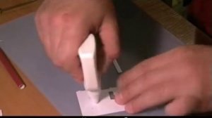 Модель из картона. Склеиваем сегмент фюзеляжа.