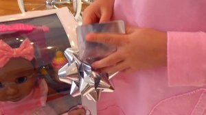 Катя и её подарки от поклонников