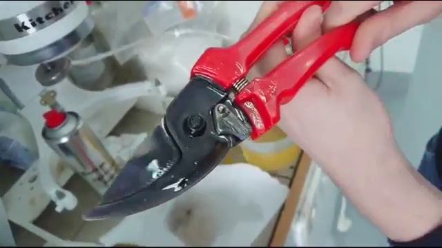 Смазываем механизм, избавляемся от ржавчины смотреть онлайн