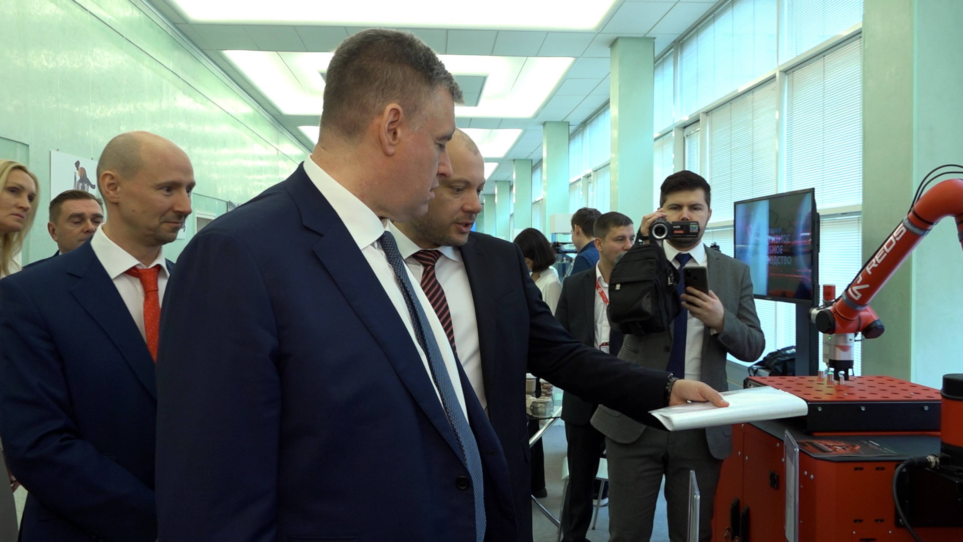 Леонид Слуцкий: всё, что связано с наукой и технологиями, – это всегда ЛДПР