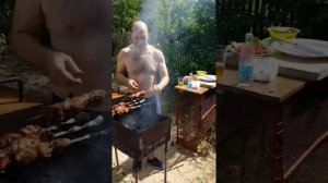 Шашлык в брусничном маринаде. День второй место то же