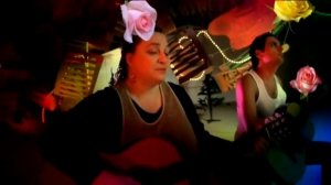 Отчего так быстро вянут розы (Cossack romance "Roses")