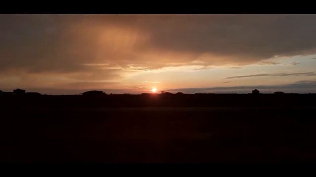 Красота степь. Релакс. Удивительные эпизоды из КРЫМСКОЙ  степи, бабочки, цветы, радуга, закаты.