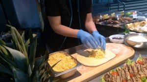 Как готовят в супермаркете? Мастер-класс по приготовлению сдобных булочек.