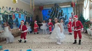 Потолок ледяной (парный танец) новый год 2020-2021 (средняя группа)