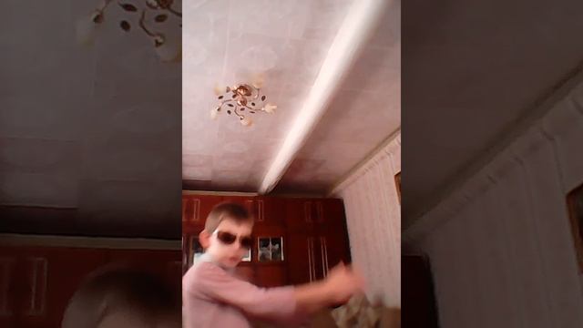 Прикольная зарядка . смотреть онлайн