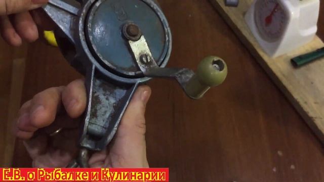 Точило ручное СССР. Ручной заточный станок СССР.  Советский станок для заточки ножей и инструмента