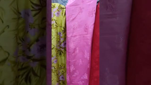 Натуральные ткани советских времен: шелк желтый, китайский шелк розовый, креп- жоржет, красный шелк