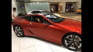 Робот и скрипка. Музей Тойота. Япония