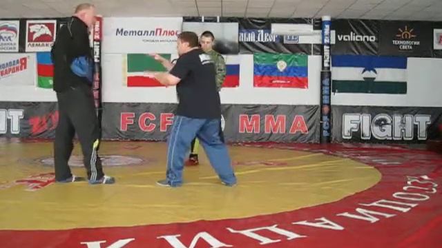 Боксер! смотри! чувствуй дистанцию! И!!! двигайся! смотреть онлайн