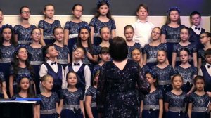 Музыка Г. Гладкова, слова Г. Горбовского, обработка для хора М. Гоголина - "Чукотская песня"