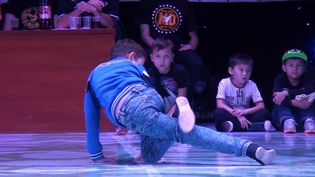 Короли танц-пола 2017 смотреть онлайн