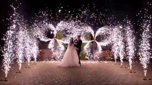 Холодные фонтаны, финал свадьбы, салют фонтанов