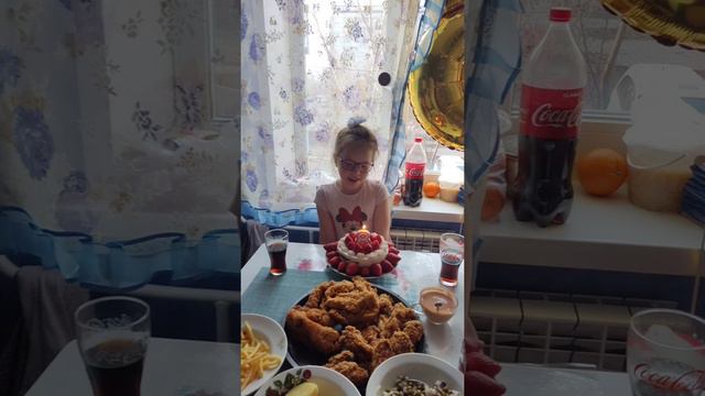 Лизе 8 лет (29.04.2021) смотреть онлайн